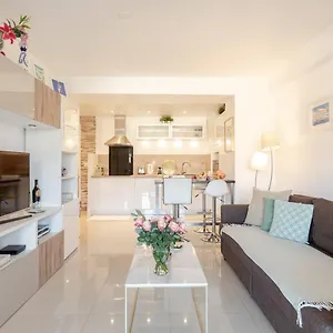 Appartement Magnifique 2 Pièces Centre Terrasse, Cannes